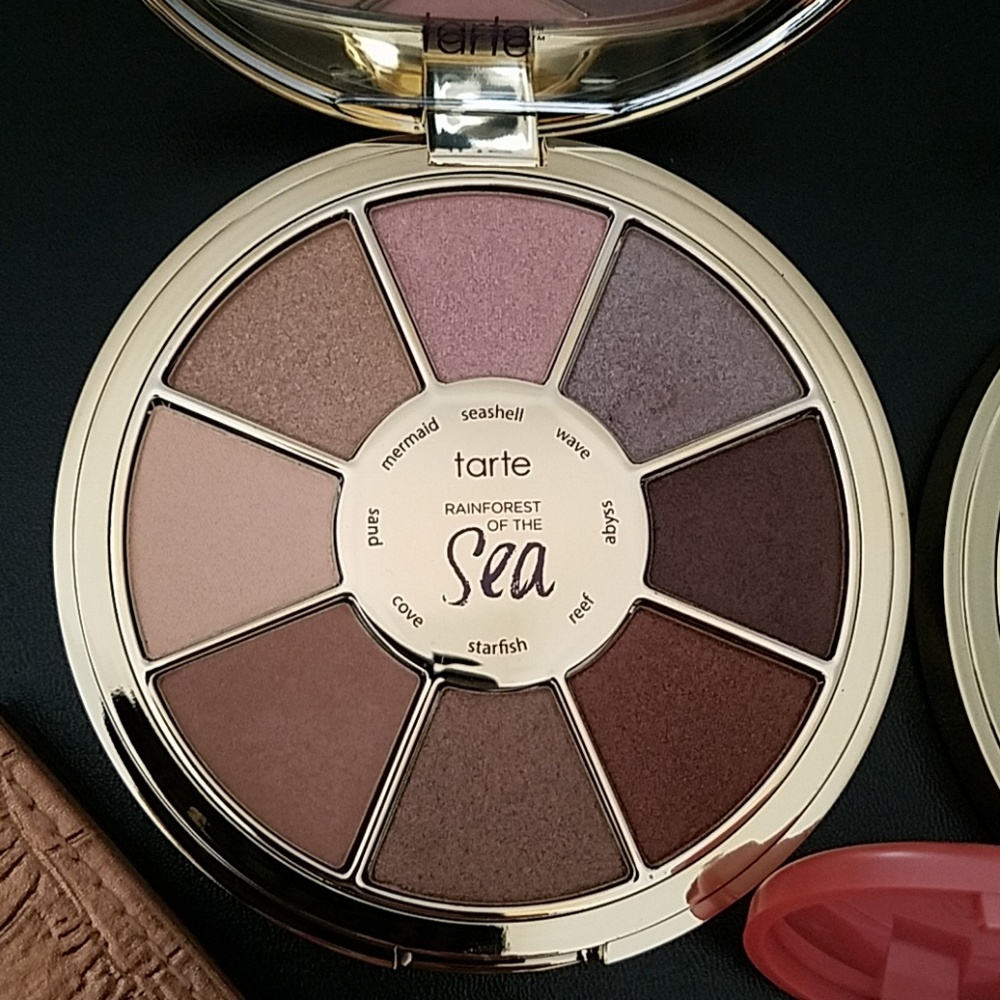 Brand new Tarte makeup bundle - Picture 2 of 5